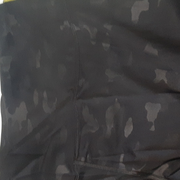 Sz 3X All in Motion Premium Elongate high rise 7/8 legging Black Camouflage - Picture 9 of 14